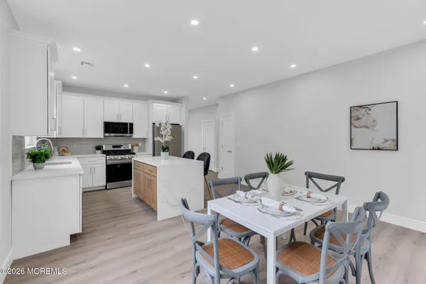 Property Slideshow image 2 of 23 | 27 cromwell ct, Manchester, NJ, 08759