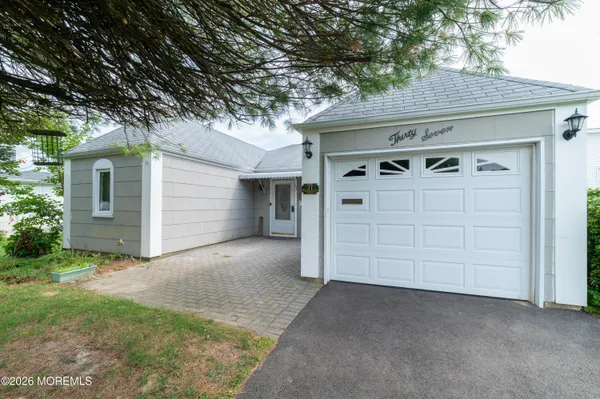 Property Slideshow image 3 of 20 | 37 watkins rd, Brick, NJ, 08724