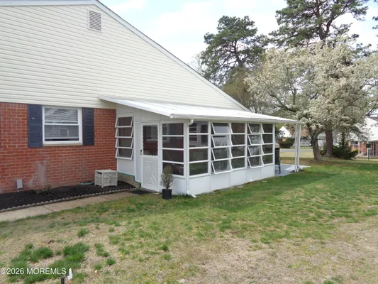 Property Slideshow image 3 of 20 | 5 b mohawk ct, Whiting, NJ, 08759