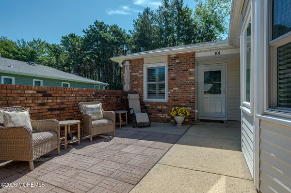 Property Slideshow image 3 of 22 | 101 lions head blvd so, Brick, NJ, 08723