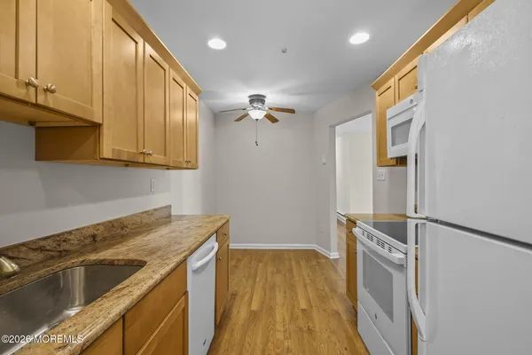 Property Slideshow image 3 of 26 | 78 overlook way e, Manalapan, NJ, 07726
