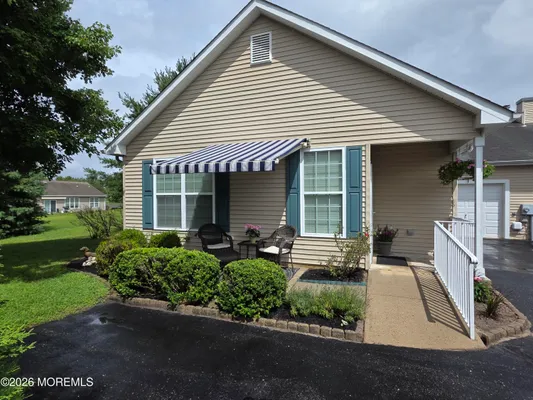 Property Slideshow image 2 of 23 | 8 fennel ct, Whiting, NJ, 08759
