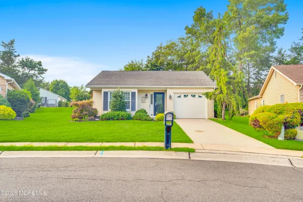 Property Slideshow image 3 of 27 | 1466 sanish ct, Toms River, NJ, 08755
