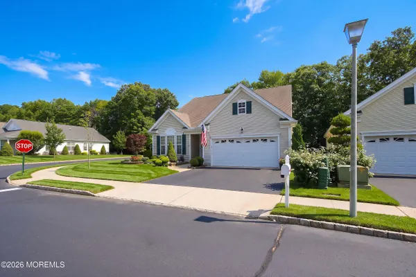 Property Slideshow image 3 of 65 | 38 marlow dr, Jackson, NJ, 08527