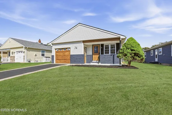 Property Slideshow image 2 of 26 | 74 innsbruck dr, Toms River, NJ, 08757