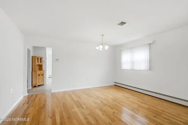 Property Slideshow image 3 of 27 | 164 bonaire dr, Toms River, NJ, 08757