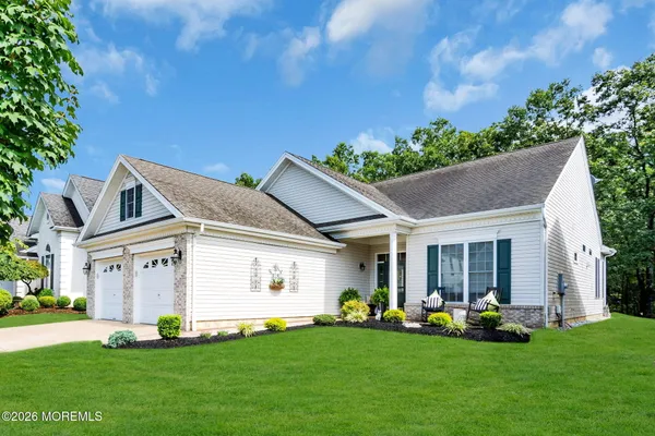 Property Slideshow image 3 of 46 | 115 wild dunes way, Jackson, NJ, 08527