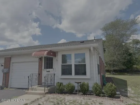 Property Slideshow image 2 of 24 | 3 b ironsides dr, Whiting, NJ, 08759