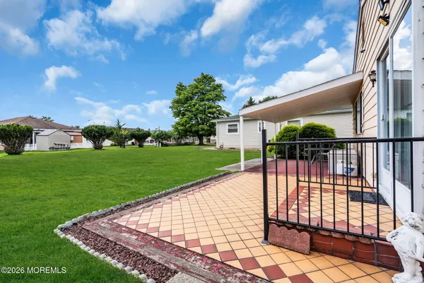 Property Slideshow image 2 of 24 | 12 aztec ct, Toms River, NJ, 08757