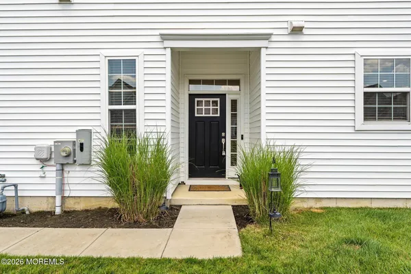 Property Slideshow image 3 of 34 | 1 aqueduct blvd, New Egypt, NJ, 08533