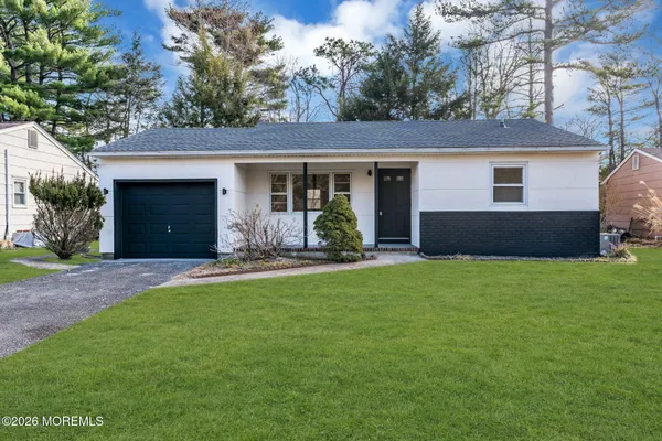 Property Slideshow image 3 of 43 | 6 stanford dr, Toms River, NJ, 08757