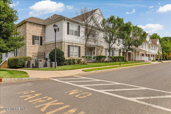 Property Slideshow image 3 of 40 | 114 magna carta dr, Morganville, NJ, 07751