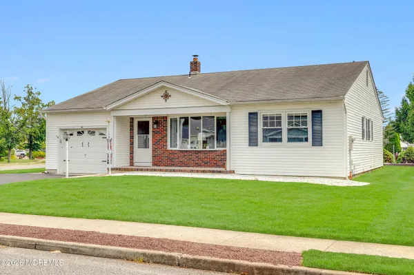 Property Slideshow image 3 of 53 | 57 westport dr, Toms River, NJ, 08757