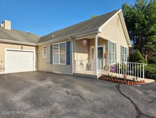 Property Slideshow image 2 of 19 | 7 fennel ct, Whiting, NJ, 08759