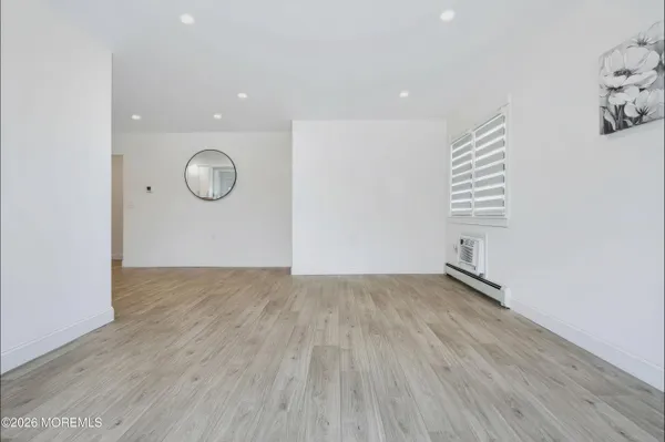 Property Slideshow image 2 of 41 | 95 larkspur ct, Toms River, NJ, 08755