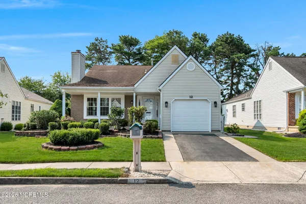 Property Slideshow image 2 of 21 | 12 kendal dr, Toms River, NJ, 08757
