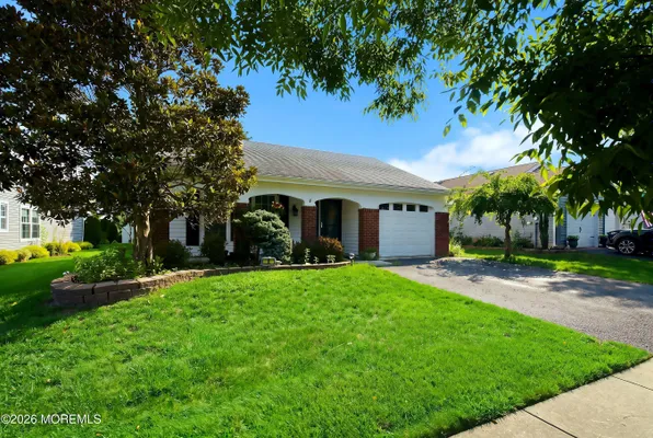 Property Slideshow image 2 of 33 | 8 weybridge pl, Manchester, NJ, 08759