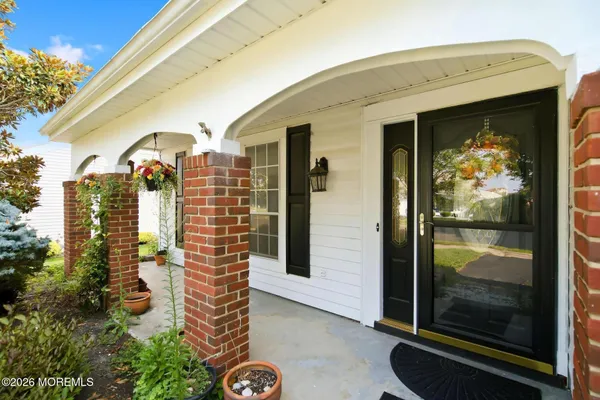 Property Slideshow image 3 of 33 | 8 weybridge pl, Manchester, NJ, 08759