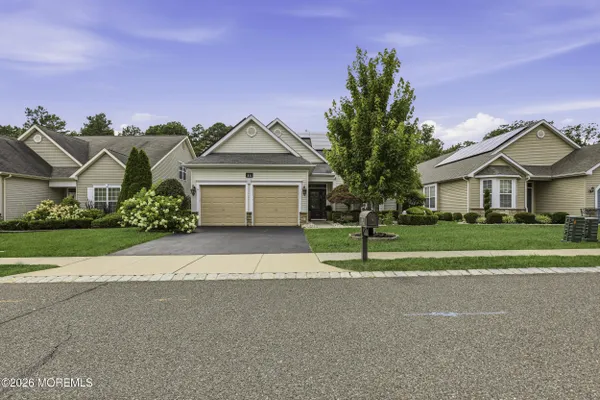 Property Slideshow image 2 of 29 | 86 enclave blvd, Lakewood, NJ, 08701