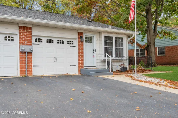 Property Slideshow image 3 of 21 | 2b salem dr, Whiting, NJ, 08759