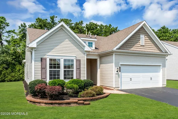 Property Slideshow image 2 of 45 | 30 aylesford ln, Manchester, NJ, 08759