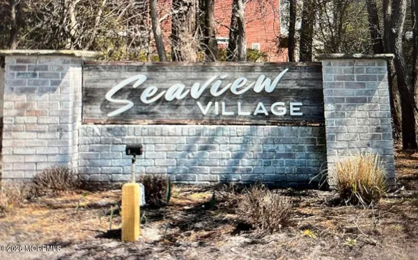 Property Slideshow image 2 of 27 | 17 seaview ave, Brick, NJ, 08723