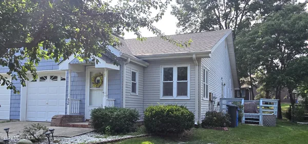 Property Slideshow image 3 of 22 | 32 sycamore rd 43, Manahawkin, NJ, 08050
