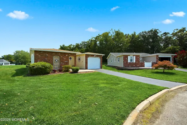 Property Slideshow image 3 of 36 | 16 longfellow ct, Brick, NJ, 08724