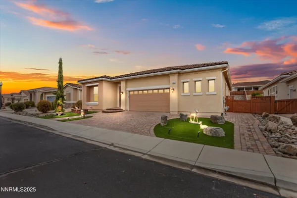 Property Slideshow image 2 of 53 | 1960 vicenza dr, Sparks, NV, 89434