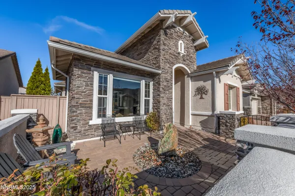 Property Slideshow image 3 of 47 | 2295 trakehner ln, Reno, NV, 89521