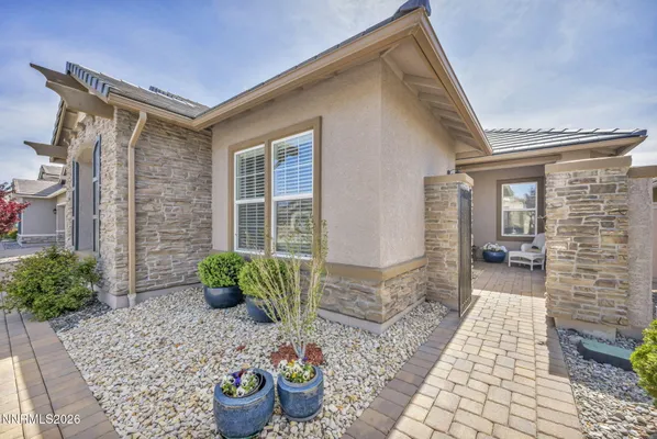 Property Slideshow image 3 of 54 | 2010 phaethon ln, Reno, NV, 89521