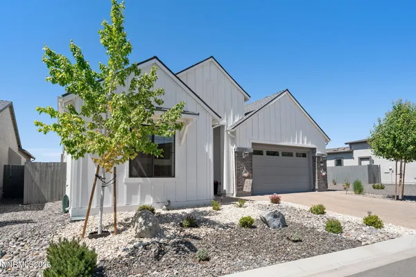 Property Slideshow image 3 of 56 | 2233 paint horse dr, Reno, NV, 89521