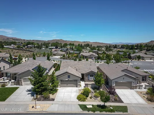 Property Slideshow image 2 of 47 | 924 callaway trl, Reno, NV, 89523