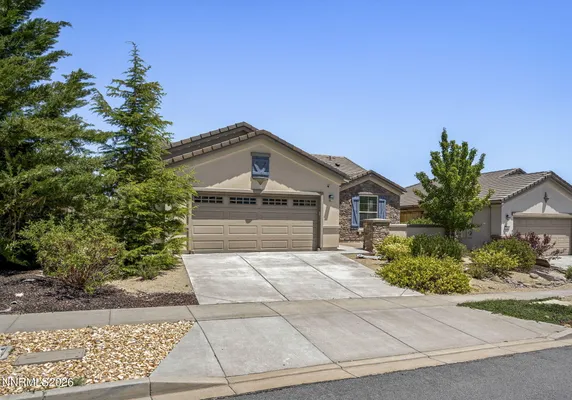 Property Slideshow image 3 of 47 | 924 callaway trl, Reno, NV, 89523