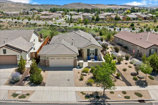 Property Slideshow image 2 of 52 | 1020 callaway trl, Reno, NV, 89523