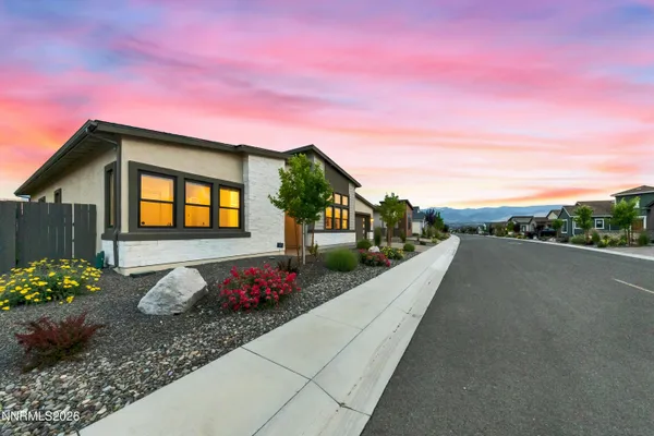 Property Slideshow image 3 of 43 | 2348 hammer falls dr, Reno, NV, 89521