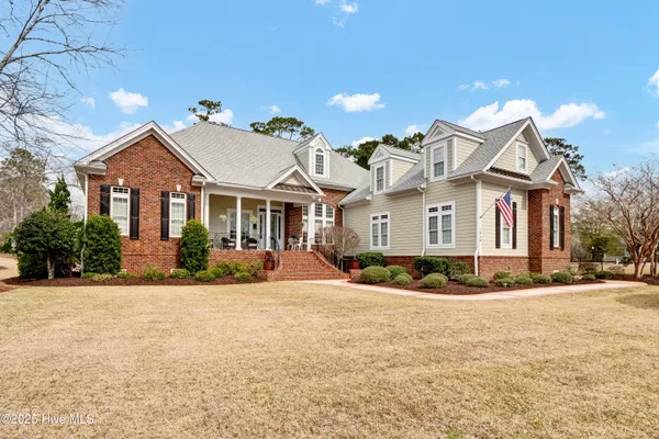 Property Slideshow image 2 of 112 | 1808 baywater ct, Bolivia, NC, 28422