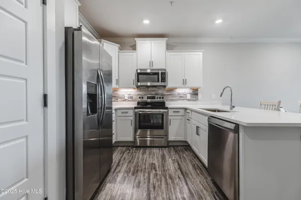 Property Slideshow image 3 of 36 | 395 s crow creek dr 1601, Calabash, NC, 28467