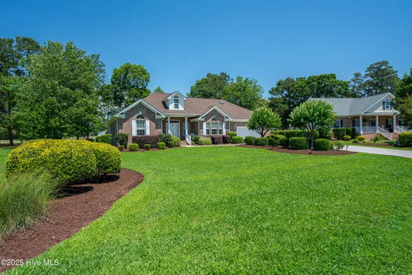 Property Slideshow image 3 of 51 | 522 glenburnie st, Calabash, NC, 28467