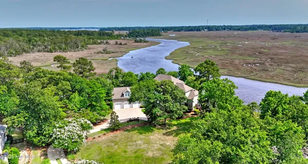 Property Slideshow image 2 of 90 | 466 herring gull ct, Bolivia, NC, 28422