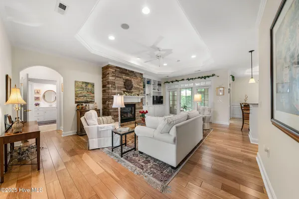 Property Slideshow image 2 of 88 | 8269 crest top ct, Leland, NC, 28451