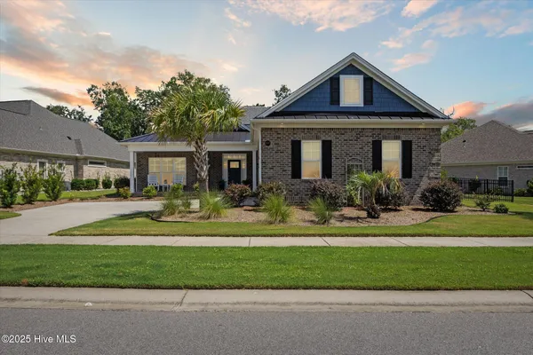 Property Slideshow image 3 of 87 | 8558 yarrabee ln ne, Leland, NC, 28451