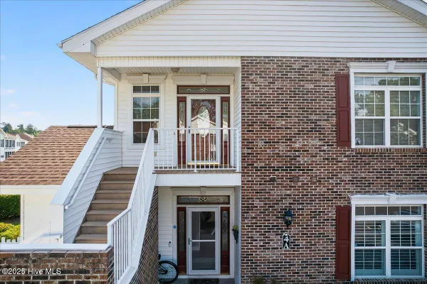 Property Slideshow image 2 of 68 | 8855 radcliff dr 4d, Calabash, NC, 28467