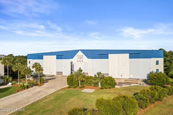 Property Slideshow image 2 of 25 | 2571 st james dr # b42, Southport, NC, 28461