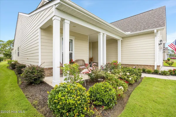 Property Slideshow image 3 of 74 | 3236 penzance row, Wilmington, NC, 28412