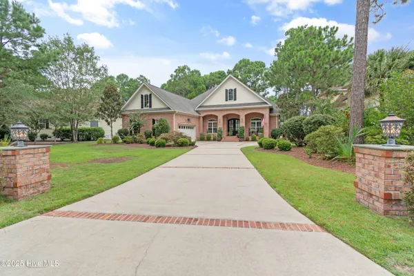 Property Slideshow image 3 of 81 | 3808 worthington pl, Southport, NC, 28461