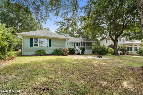 Property Slideshow image 3 of 69 | 265 creek view dr, Sunset Beach, NC, 28468