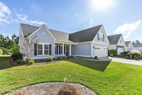 Property Slideshow image 3 of 114 | 2822 pine bloom way, Leland, NC, 28451