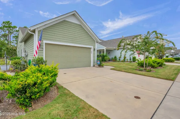 Property Slideshow image 3 of 56 | 3308 laughing gull ter, Wilmington, NC, 28412