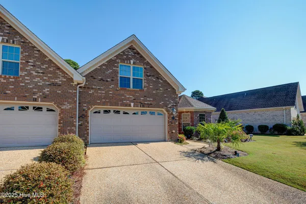 Property Slideshow image 2 of 85 | 2438 w oak bridge way, Leland, NC, 28451